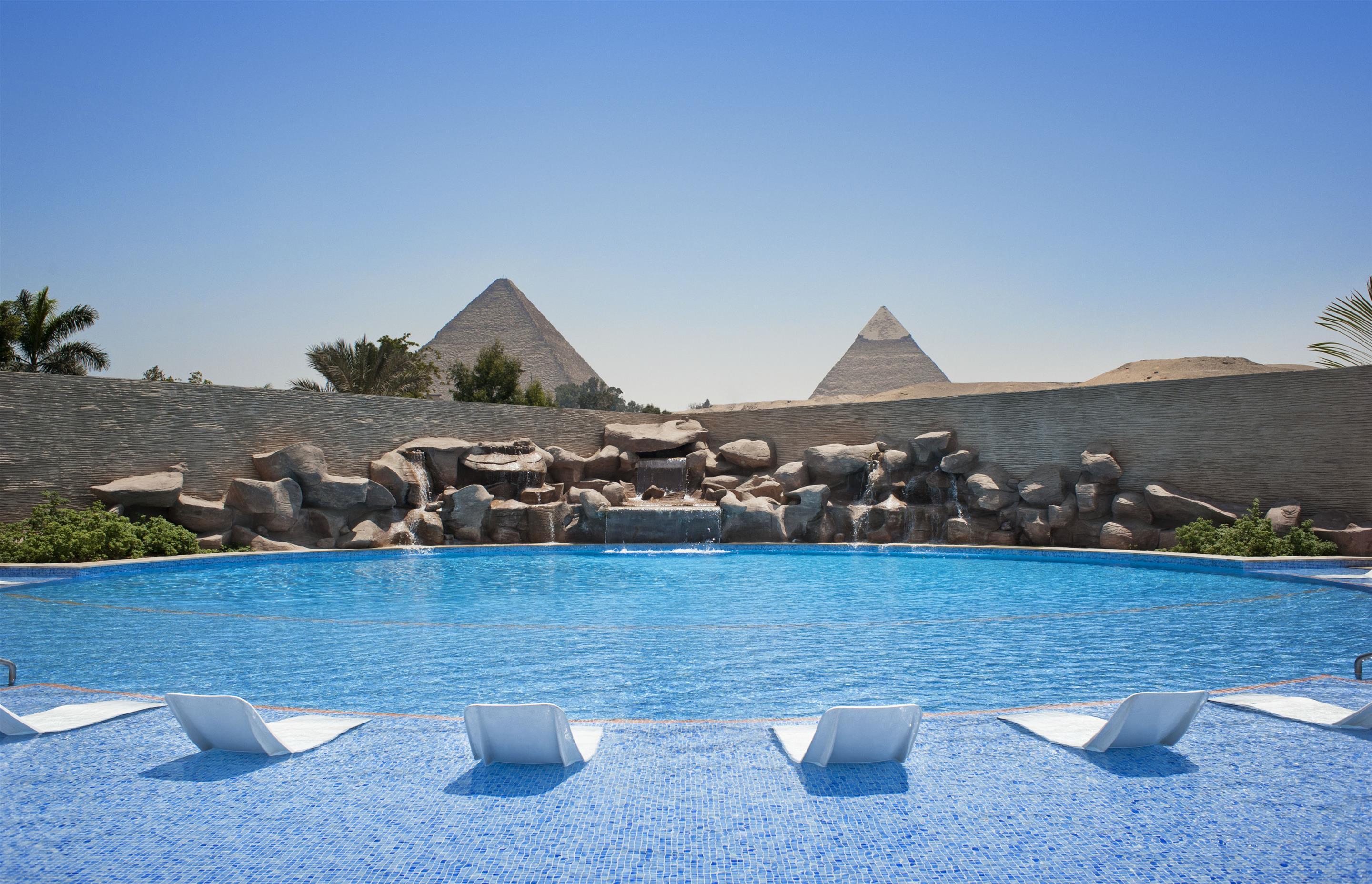 Le Meridien Pyramids Hotel & Spa Giza Εξωτερικό φωτογραφία