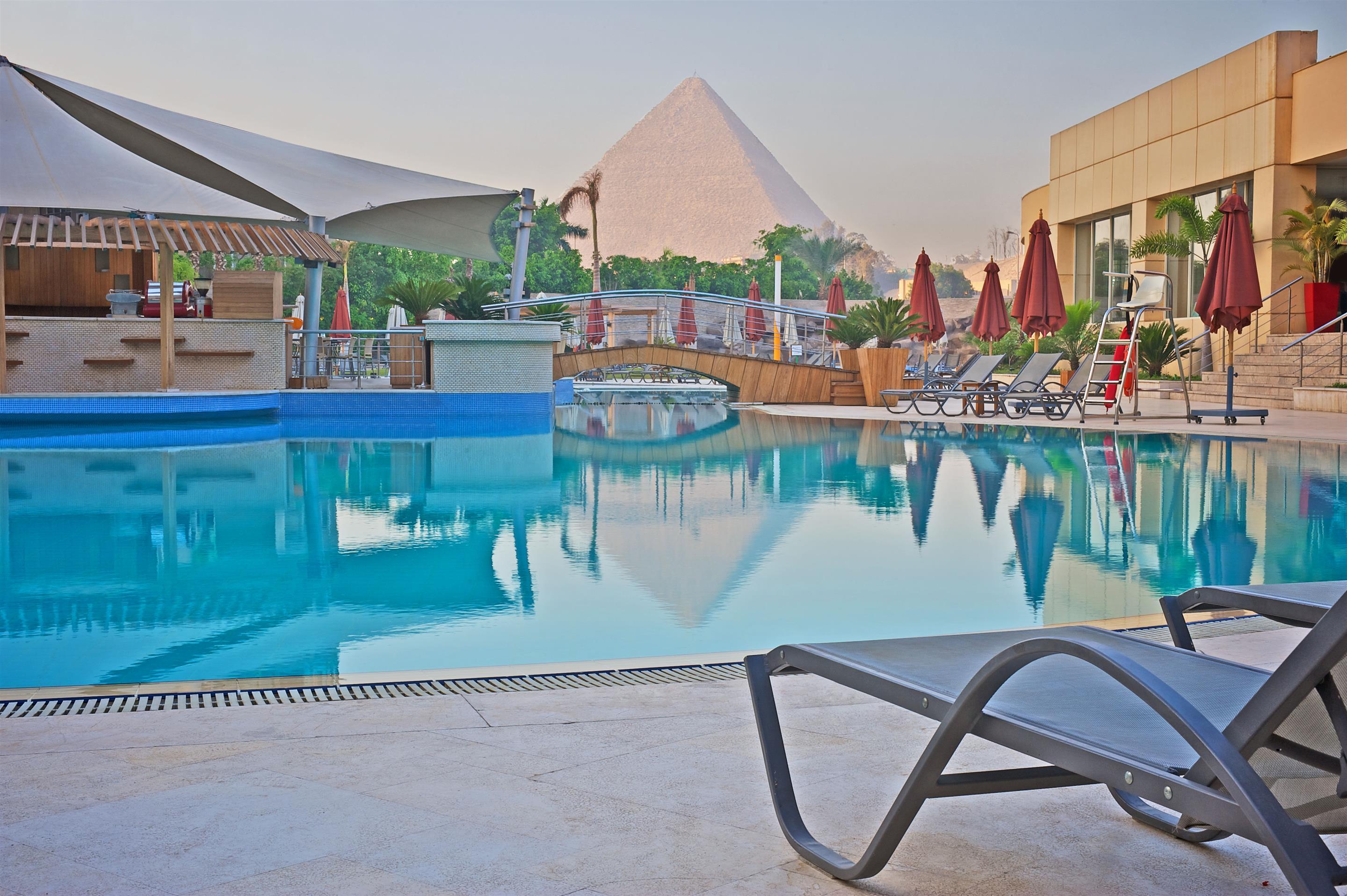 Le Meridien Pyramids Hotel & Spa Giza Εξωτερικό φωτογραφία