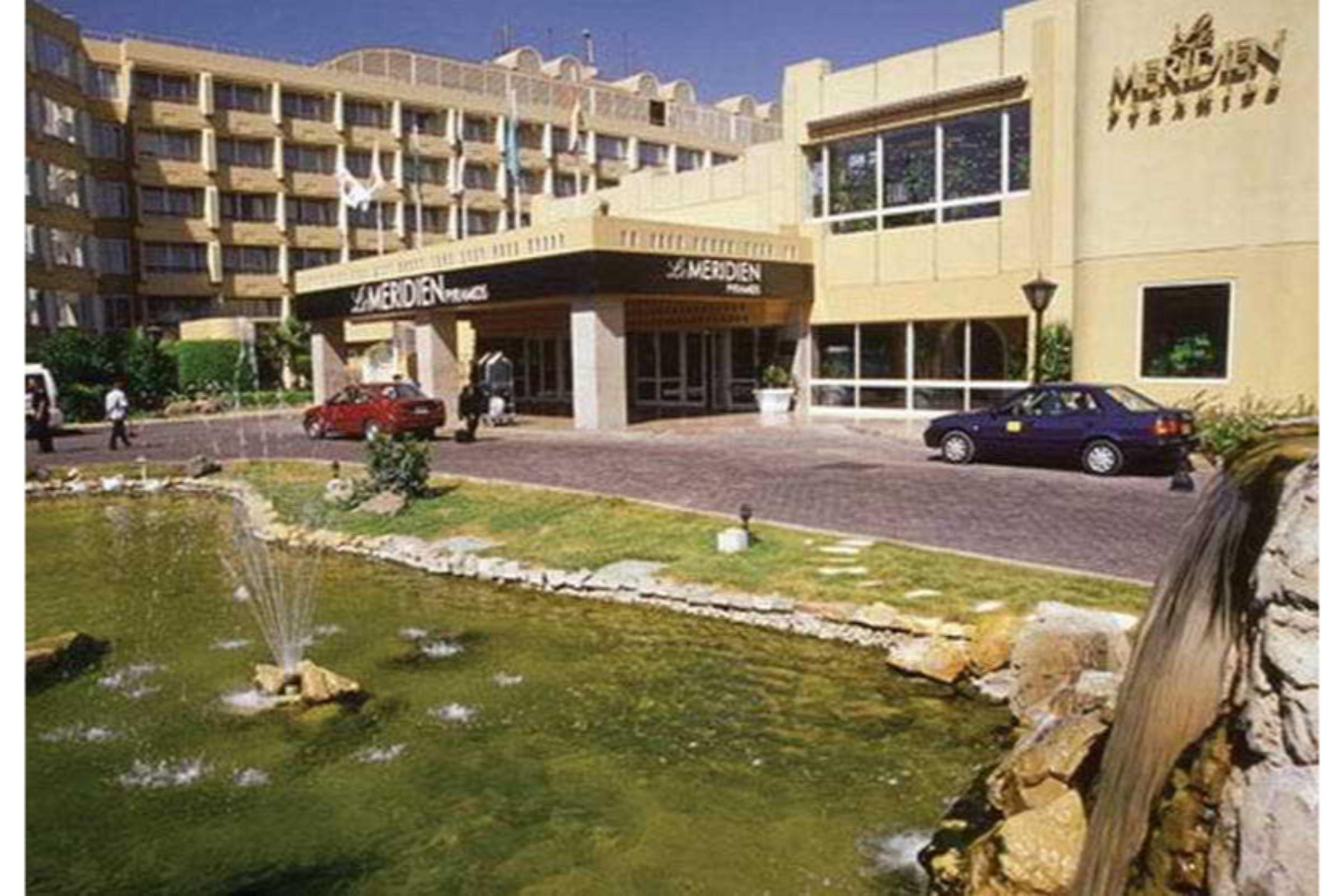 Le Meridien Pyramids Hotel & Spa Giza Εξωτερικό φωτογραφία