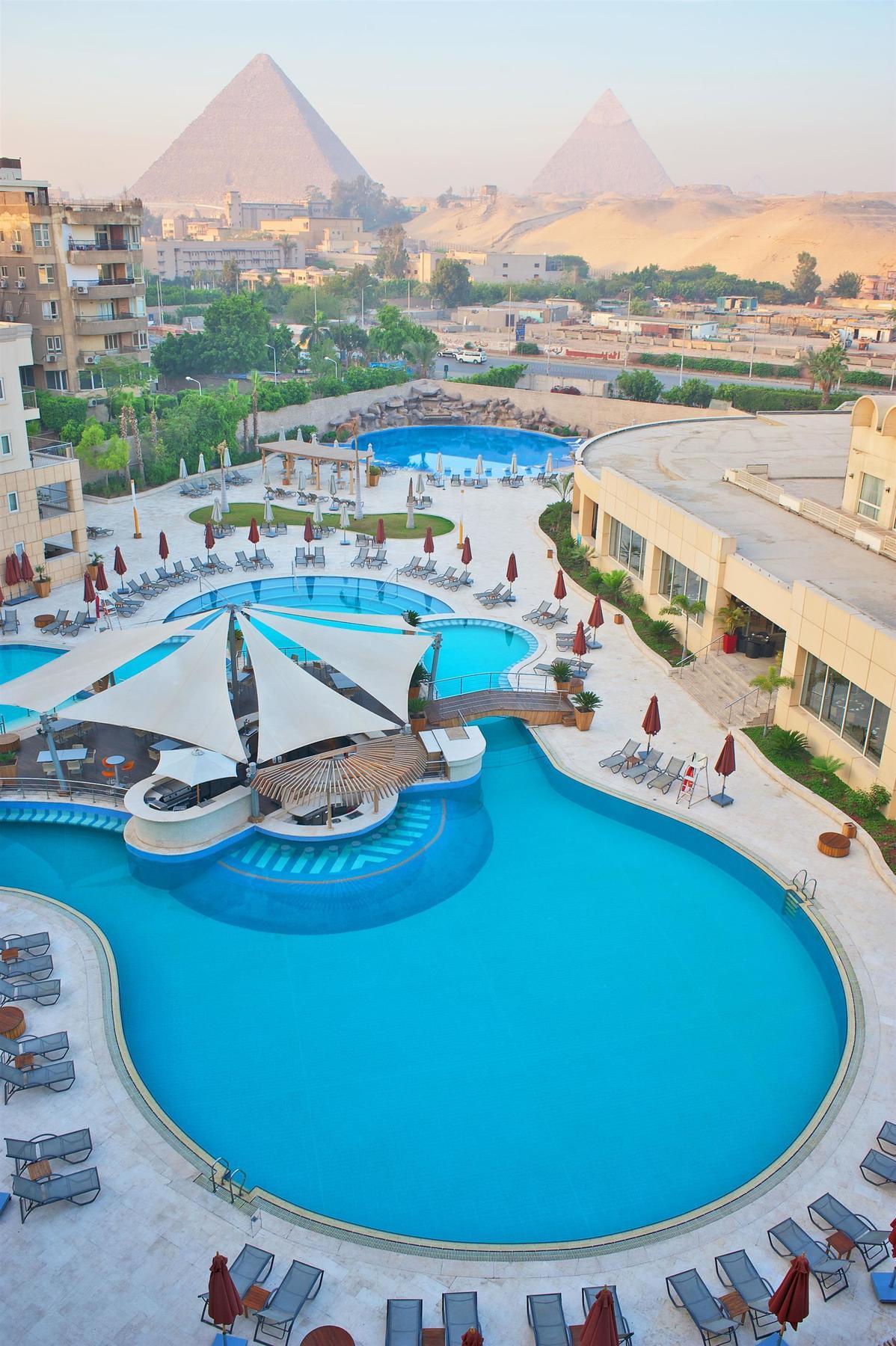 Le Meridien Pyramids Hotel & Spa Giza Εξωτερικό φωτογραφία